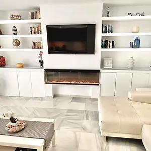 https://beach-apartment-3d-fuengirola.1costadelsol.com